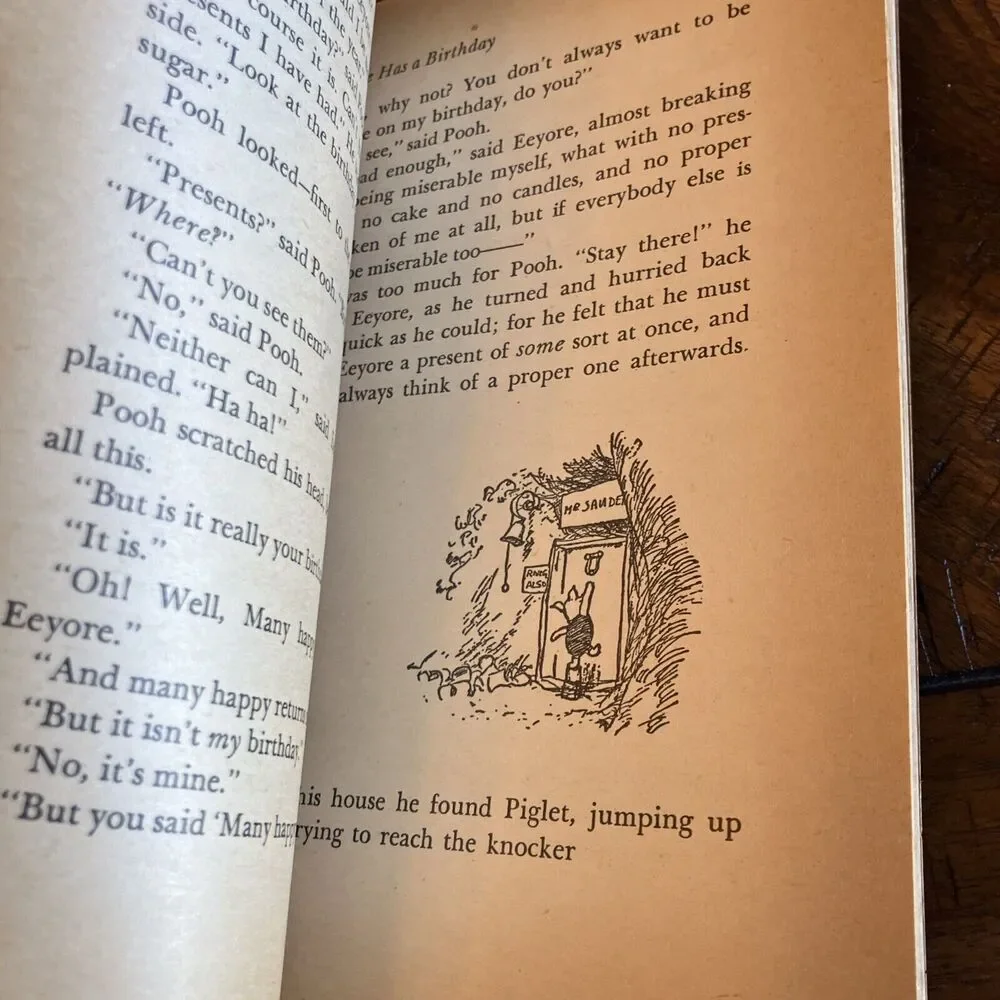 Vintage 1971 PB Winnie-the-Pooh by‎ A.A. Milne Dell Yearling Paperback 2nd print